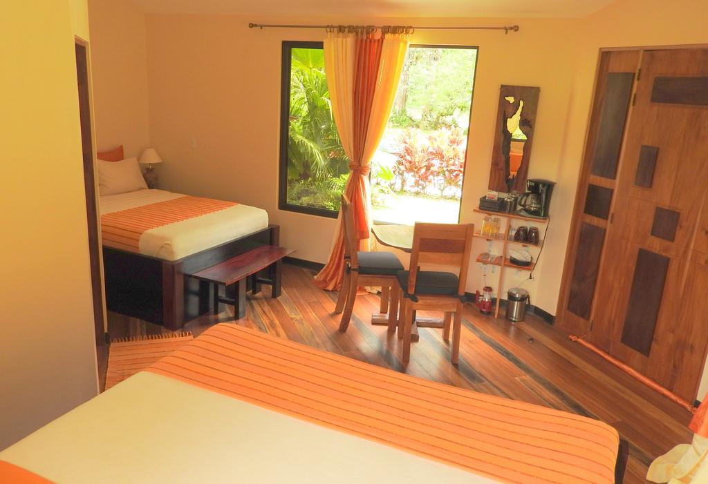 Mei Tai Cacao Lodge บิฆากัว ภายนอก รูปภาพ