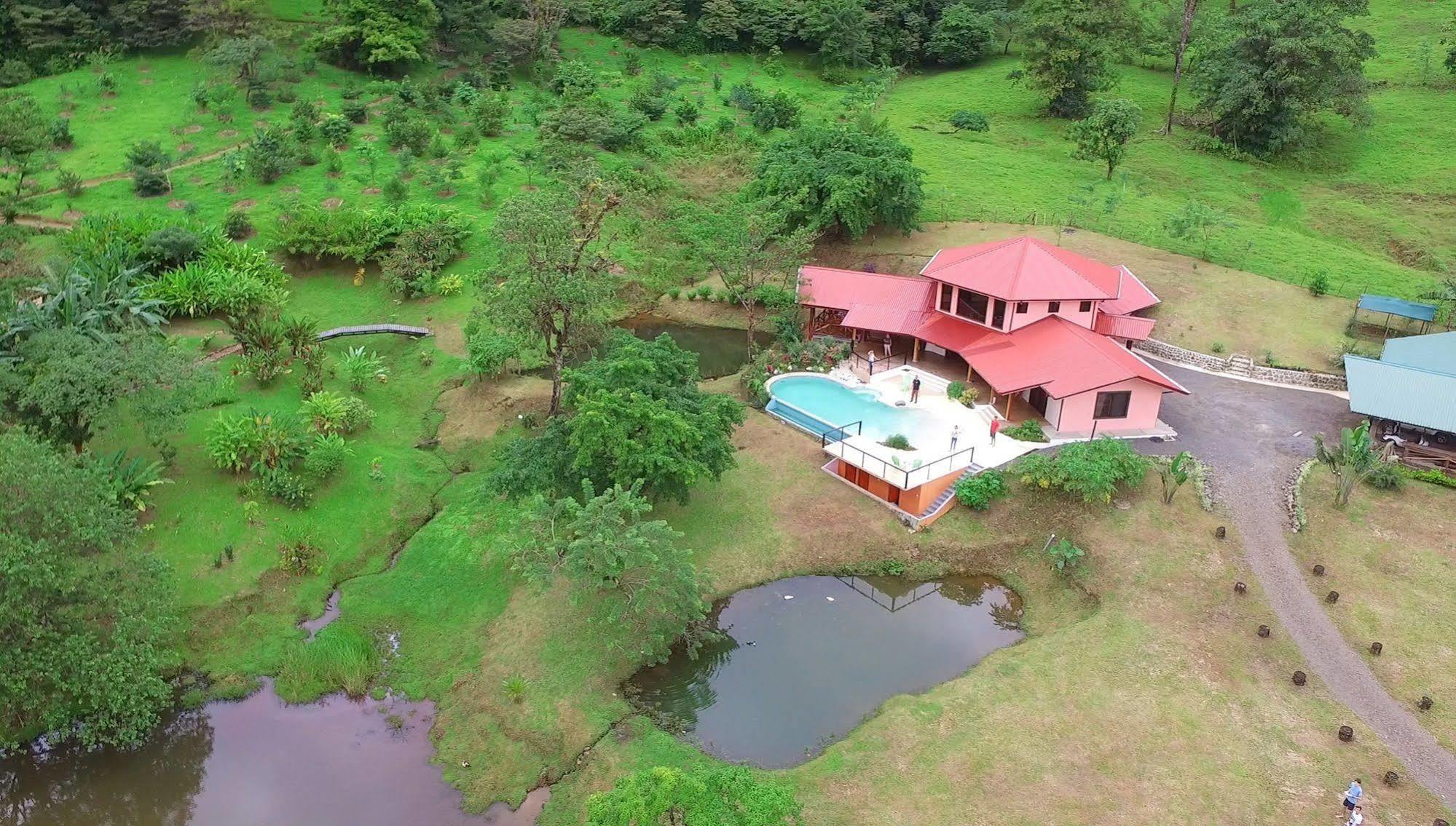 Mei Tai Cacao Lodge บิฆากัว ภายนอก รูปภาพ